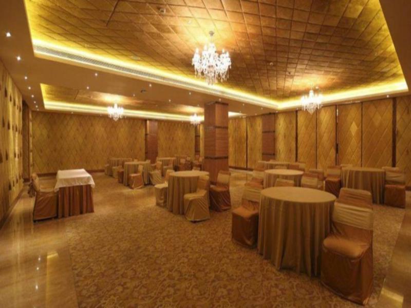 Country Inn & Suites By Radisson, ميروت المظهر الخارجي الصورة