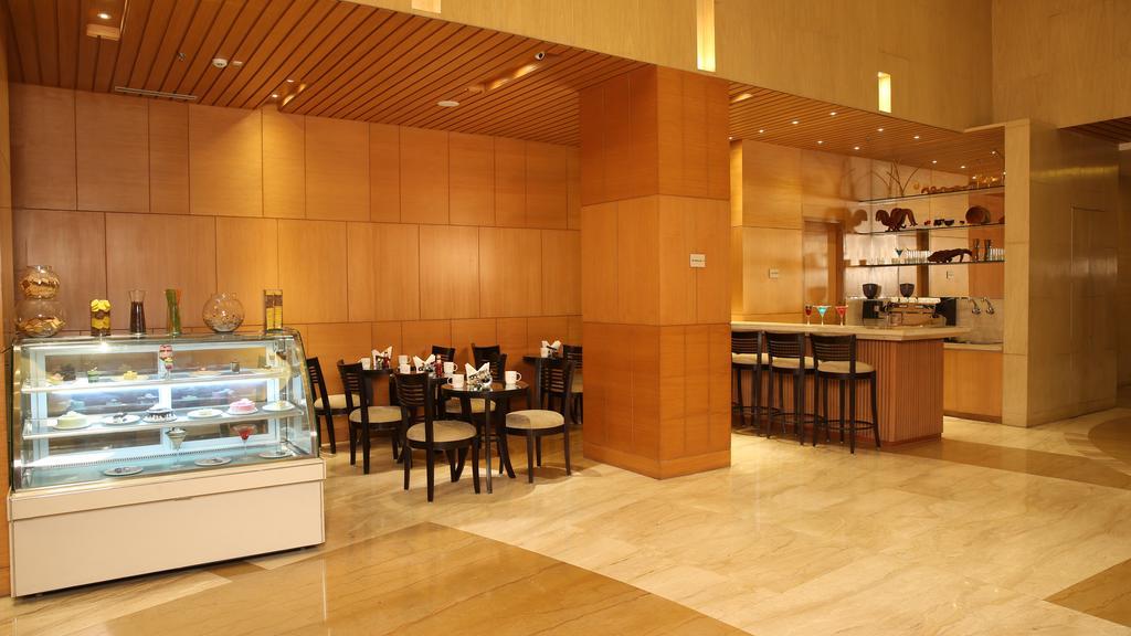 Country Inn & Suites By Radisson, ميروت المظهر الخارجي الصورة