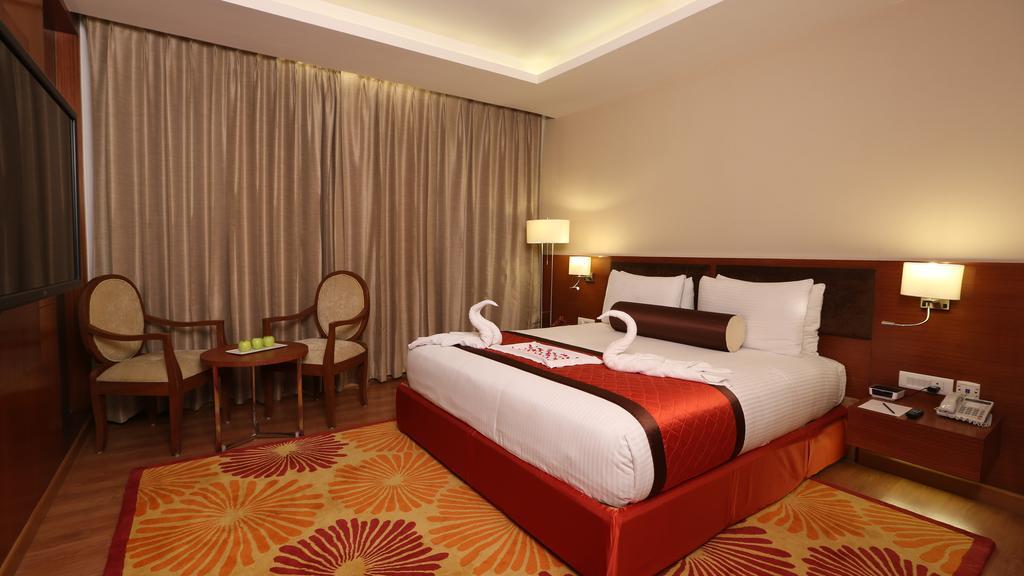 Country Inn & Suites By Radisson, ميروت المظهر الخارجي الصورة