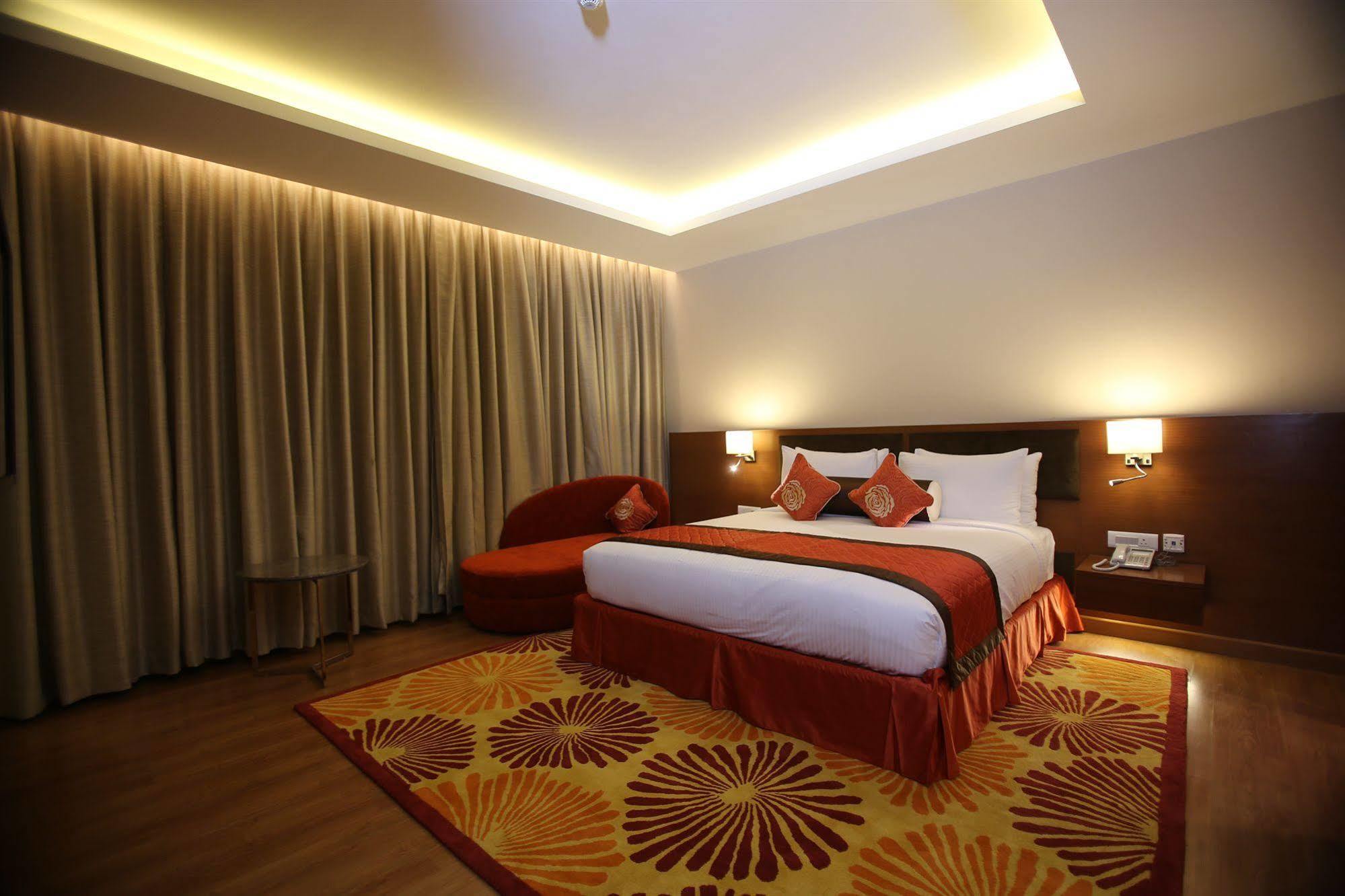 Country Inn & Suites By Radisson, ميروت المظهر الخارجي الصورة